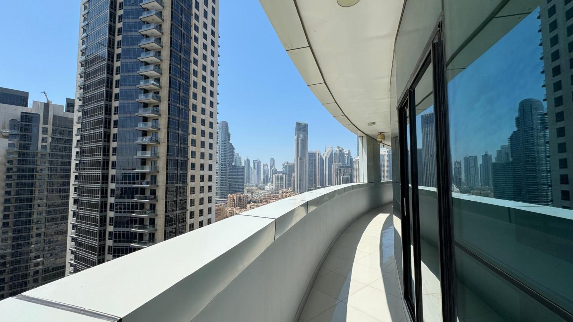 Magnificent - Damac Distinction Downtown Apartment Dubai Bagian luar foto
