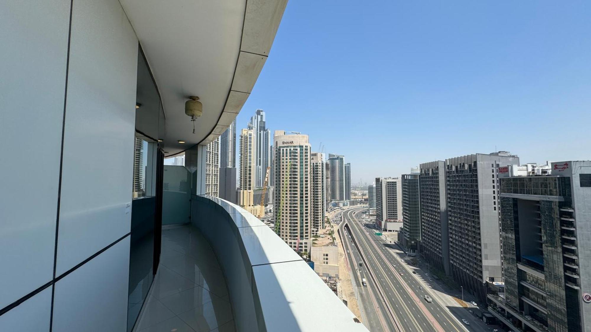Magnificent - Damac Distinction Downtown Apartment Dubai Bagian luar foto