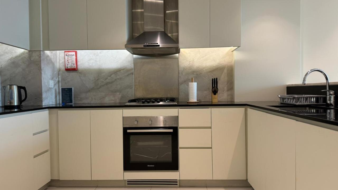 Magnificent - Damac Distinction Downtown Apartment Dubai Bagian luar foto